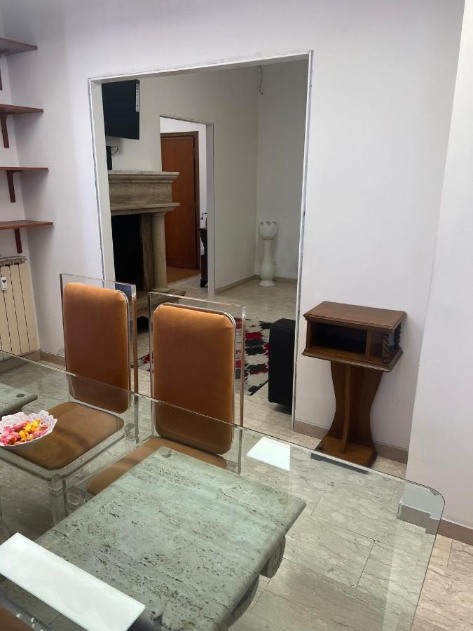 Nic Roma House Apartment Bagian luar foto