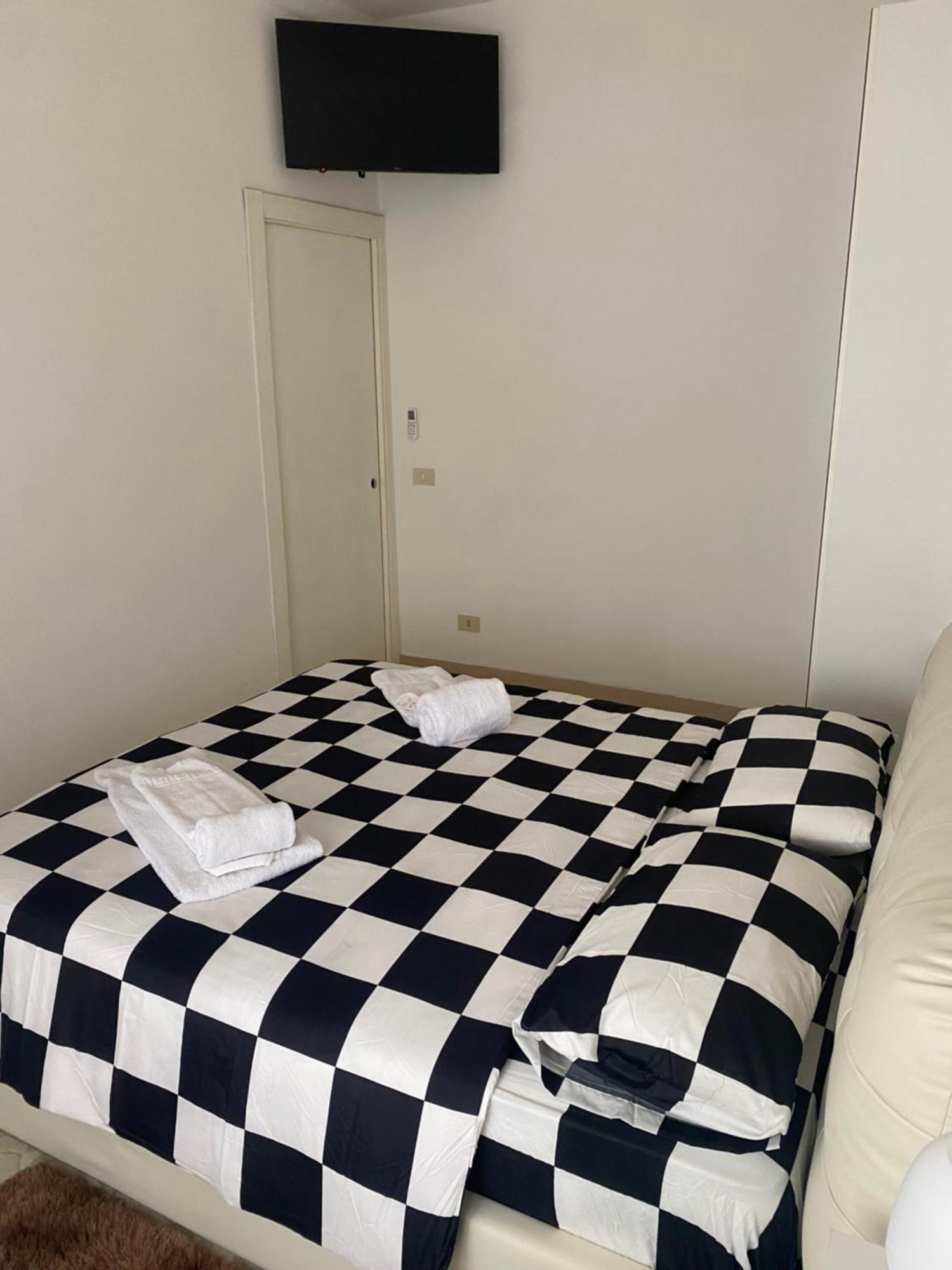 Nic Roma House Apartment Bagian luar foto