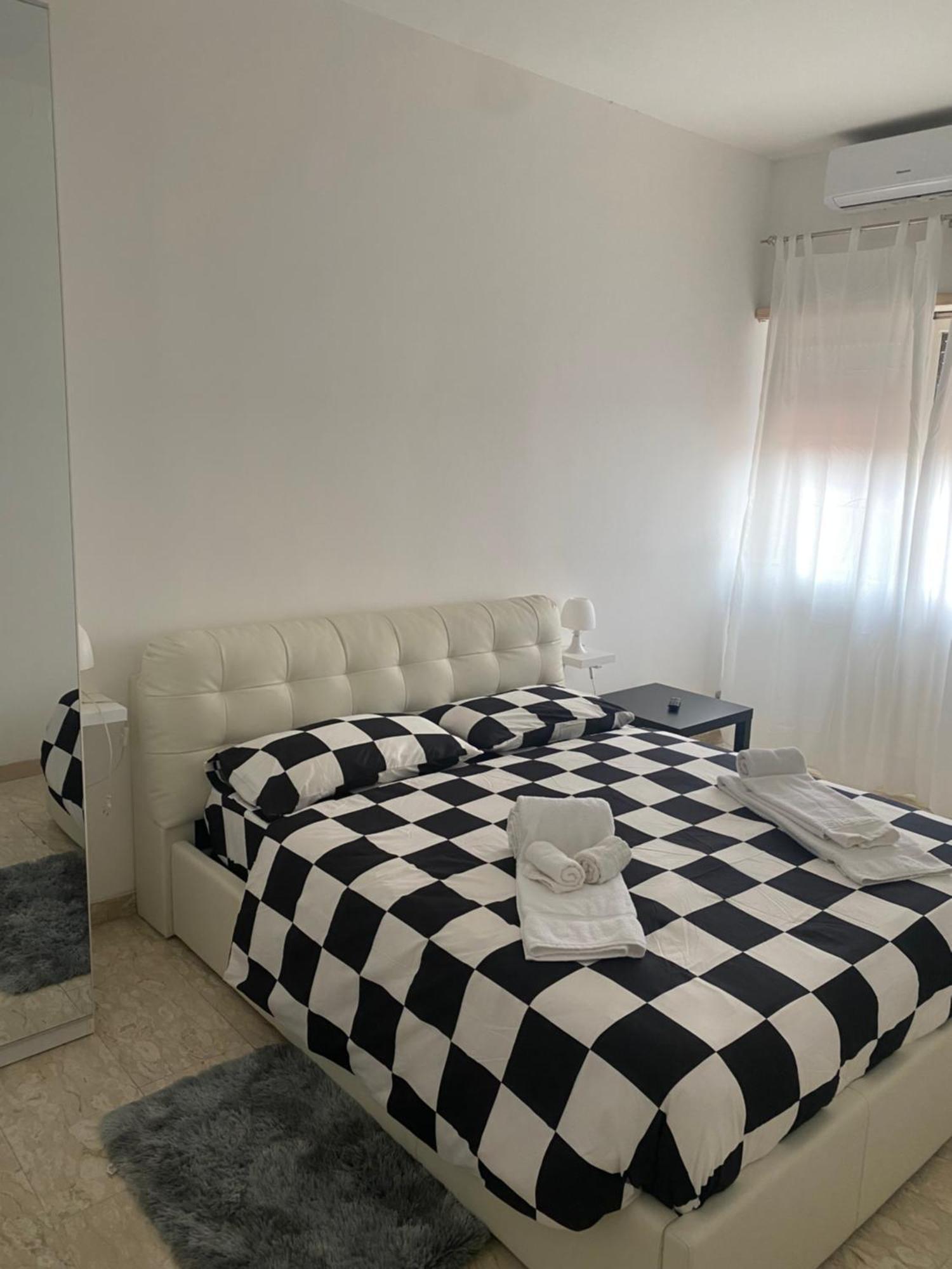 Nic Roma House Apartment Bagian luar foto